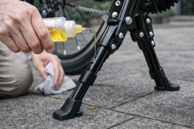 走行中の異音を防ぐ定期的な注油と清掃の重要性