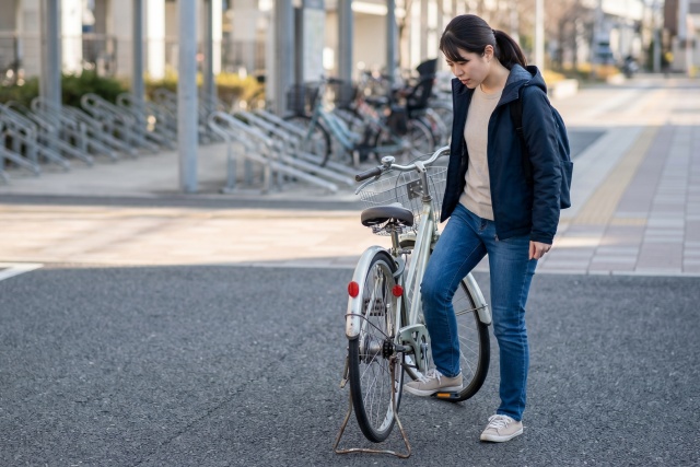 急に自転車のスタンドが上がらない原因と対策